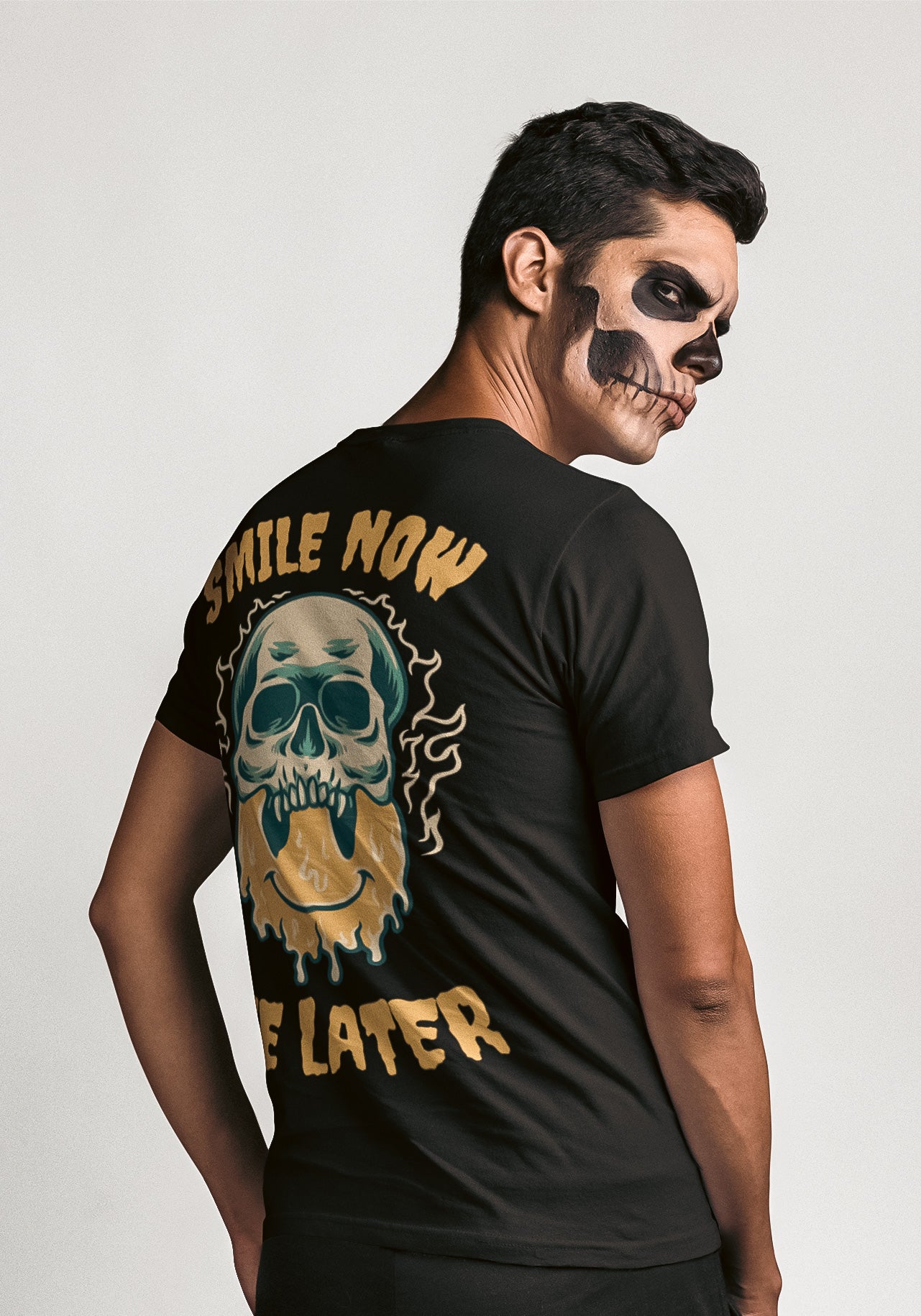 ‘Smile Now Die Later’ T-Shirt